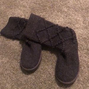 UGG Knitted boots